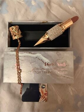 LA PRÉDIRE PRESTIGE PARIS Prestige Diamond Nude Velvet Lipstick, Dirty Nude